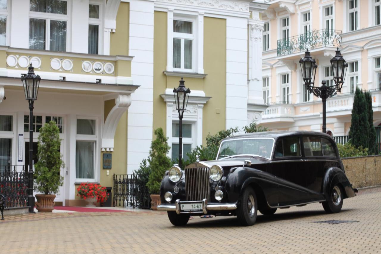 Hotel Vila Livia Karlovy Vary Exterior photo